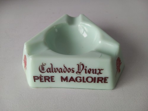 Ancien cendrier calvados père - ancien,